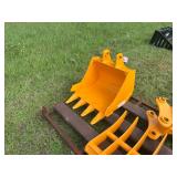 Lot 314 CAT 305 Excavator 24in Bucket