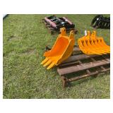 Lot 320 CAT 305 Excavator 12in Bucket