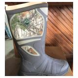 Muck Men's size 13  Pursuit Shadow Pull On