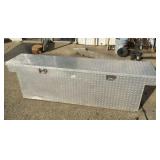 Treadmetal tool box 71 x 15 x 21H