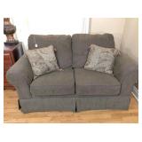 Love Seat 64x36