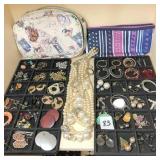 2-shelves jewelry