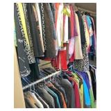 Large group of women's clothes (Sm & Med)