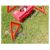 Box w/6-Caution triangles & 6-flares