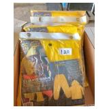 4-size 2XL rain suits