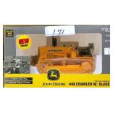 J D 440 Crawler w Blade