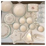 Pfaltzgraff Christmas Dishes "Winterberry"