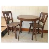Small table 25x25" & 2) Chairs