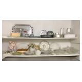 Baking pans, glass baking dishes & misc. kitchen