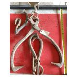 2 sts log tongs, 1 half set