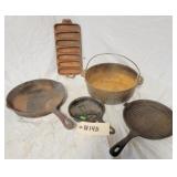 CAST IRON SET