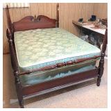 Cherry acorn 4-poster bed, full-size bed, mattress