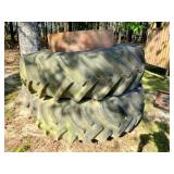 2 tractor wheels w spacers for duals 18,4/15-34