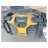 Dewalt radio w power outlets