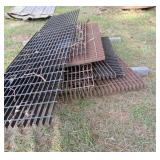 pile of metal grating 1' & 1.5'