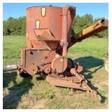 New Holland model 357 grinder-mixer