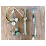 2 torches, 2 regulators & gauges