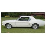 67 Mustang straight 6 cyl, 3spd on floor