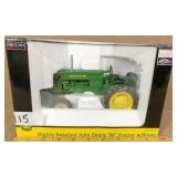 JD Highly Detailed 'M' Tractor w Blade Diecast m JD Highly Detailed 'M' Tractor w Blade Diecast m