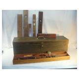 Saw Box with Wooden Levels