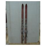 Pair of  COMET Skis