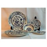 6 piece Blue and white flower pattern China 6 piece Blue and white flower pattern China