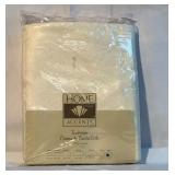 90" round home accents damask tablecloth 90" round home accents damask tablecloth