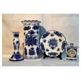 4 piece set blue and white flower pattern items