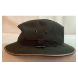 London Fog water repellent hat size Lg.