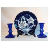 9" oritnetal style plate & 5.5" Glass Candlesticks 9" oritnetal style plate & 5.5" Glass Candlesticks
