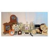 17 piece clock Lot 17 piece clock Lot