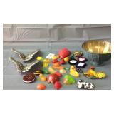 Assorted magnet lot With Dish Assorted magnet lot With Dish
