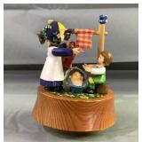 Wooden Figurine Music Box