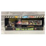 WB Crew Looney Tunes Battery Op. Tractor Trailer