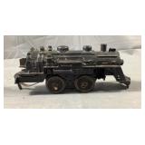 Vintage 8" Lionel steam engine