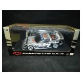 1/18 99 Corvette C5-R Auto Art 1/18 99 Corvette C5-R Auto Art