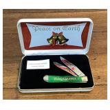 4.25" Frost Cutlery Christmas Trapper Knife