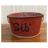Vintage 9x5" Metal Bucket