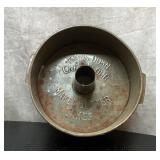Vintage Swansdown cake flour cake pan 9''