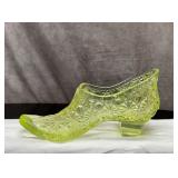 VASELINE GLASS SHOE BUTTONS N BOWS 6