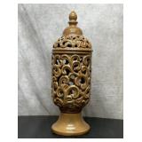 Large garden urn 22