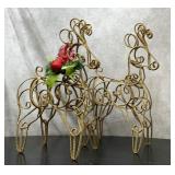2 Christmas reindeer metal