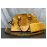 Donna Sacs Ostrich, embossed satchel & wallet