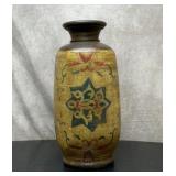 Decorator vase 18