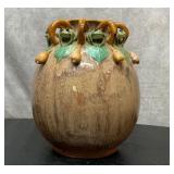 Majolica style pottery, frog vase 11