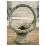 Cement basket yard Art lg