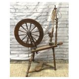 Antique spinning wheel