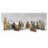 Assorted vtg bottles 5''
