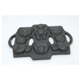 Cast iron teddy bear pan 9''