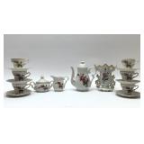 VTG Childs Tea Set